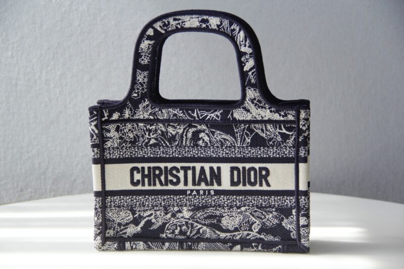 Replica Dior Tote Book Mini Reverse Jouy 1 Replica Dior Tote Book Mini Reverse Jouy - ultra-realistic fake designer tote