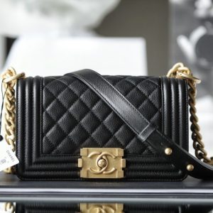Replica CHANEL Le Boy Black 1 Replica CHANEL Le Boy Black - premium-grade designer purse dupe
