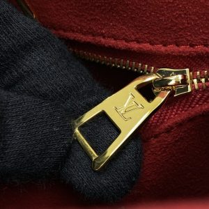 Replica LV OnTheGo PM Black 6 Replica LV OnTheGo PM Black - premium-grade designer purse dupe