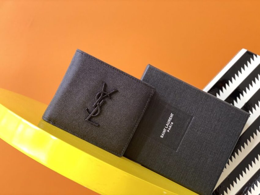 Replica Yves Saint Laurent BiFold Man Wallet 1 Replica Yves Saint Laurent BiFold Man Wallet - top-rated replica designer bag