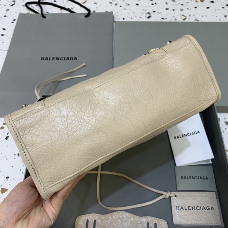 Replica Balenciaga Agneau Apricot 2 Replica Balenciaga Agneau Apricot - high-accuracy replica luxury purse