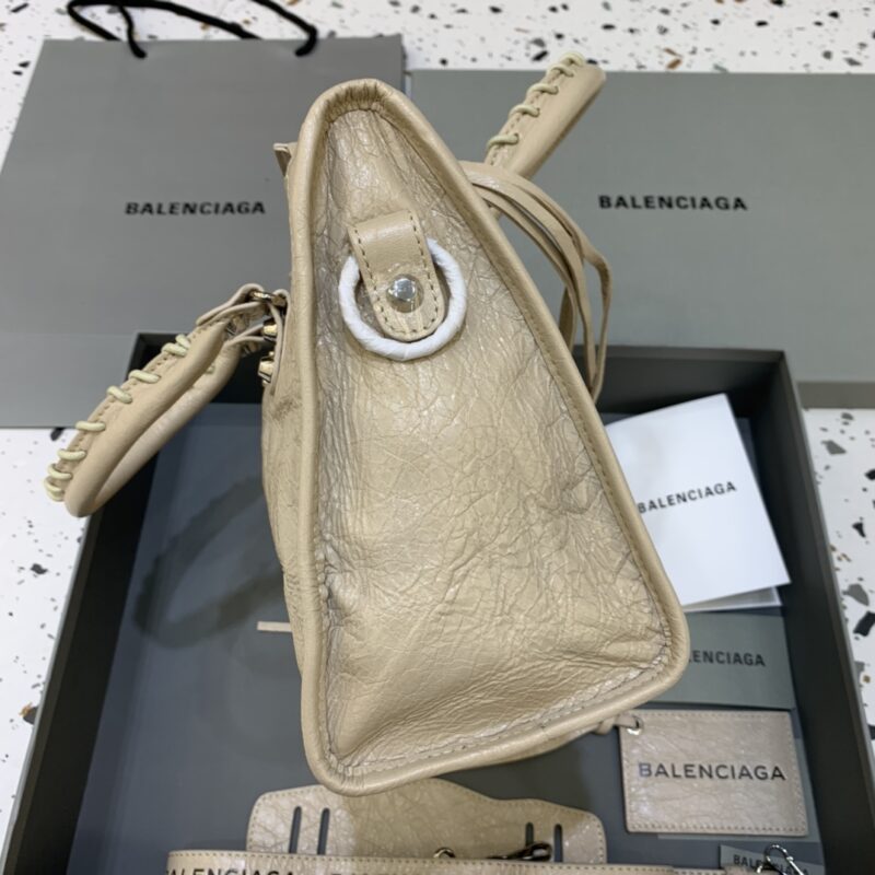 Replica Balenciaga Agneau Apricot 4 Replica Balenciaga Agneau Apricot - realistic designer-inspired fake bag