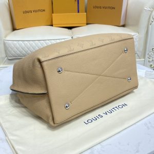 Replica Louis Vuitton Carmel Beige 7 Replica Louis Vuitton Carmel Beige - realistic designer-inspired fake bag