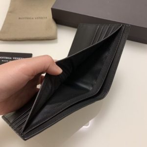 Replica Bottega Veneta 2 Fold Wallet Exclusive - high-quality designer bag clone