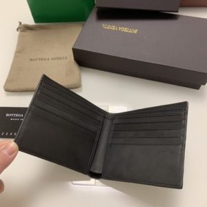 Replica Bottega Veneta 2 Fold Wallet Exclusive - near-authentic luxury replica handbag