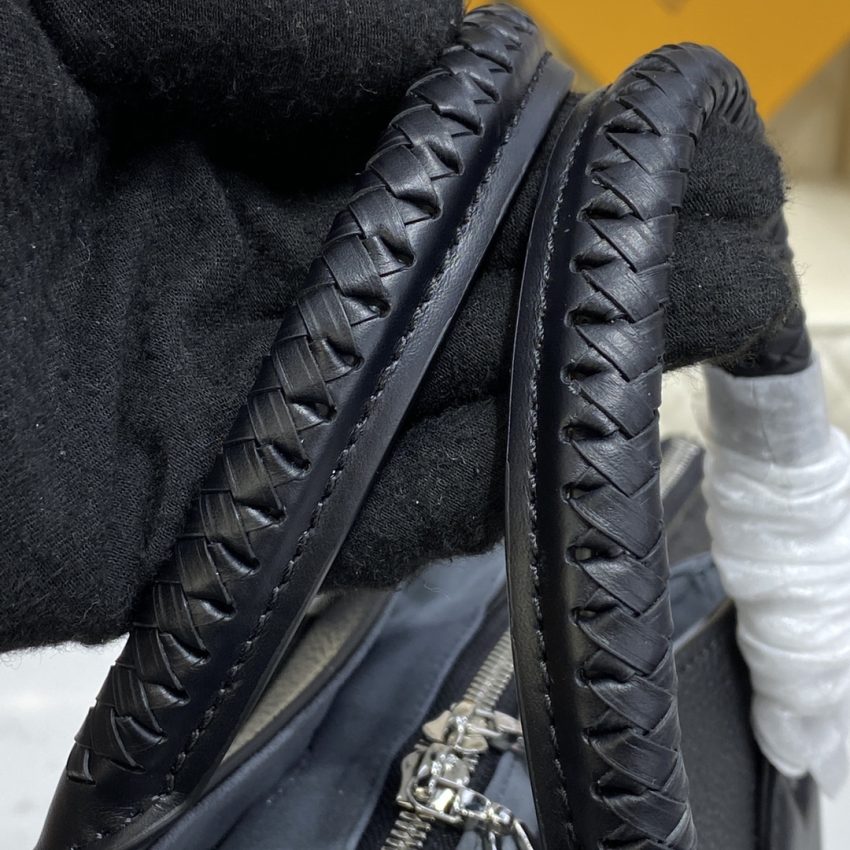 Replica Louis Vuitton Humea Black 5 Replica Louis Vuitton Humea Black - top-tier luxury replica shoulder bag
