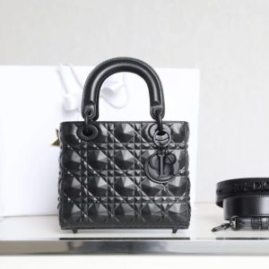 Replica Lady Dior Ultramatte Black Grid ABC 1 Replica Lady Dior Ultramatte Black Grid ABC - best quality luxury bag dupe
