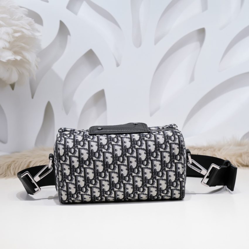 Replica Dior Lingot 22 Jacquard - near-authentic luxury replica handbag