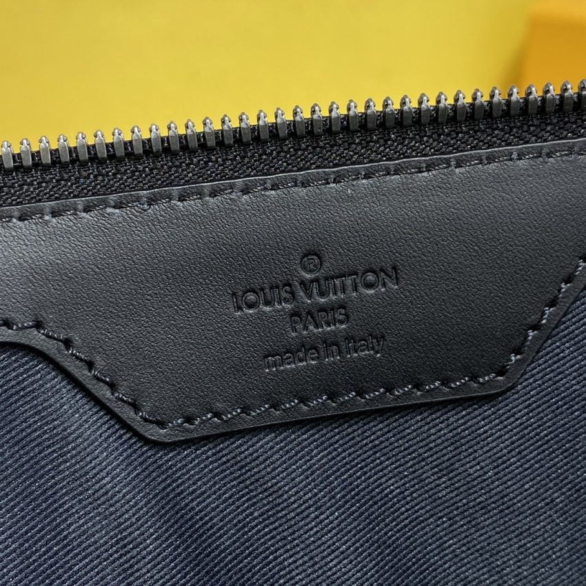 Replica Louis Vuitton Sac Plat Cross 9 Replica Louis Vuitton Sac Plat Cross - high-end fake designer purse