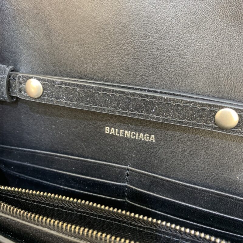 Replica Balenciaga Hourglass On Chain Shine Black 2 Replica Balenciaga Hourglass On Chain Shine Black - authentic-look luxury purse replica