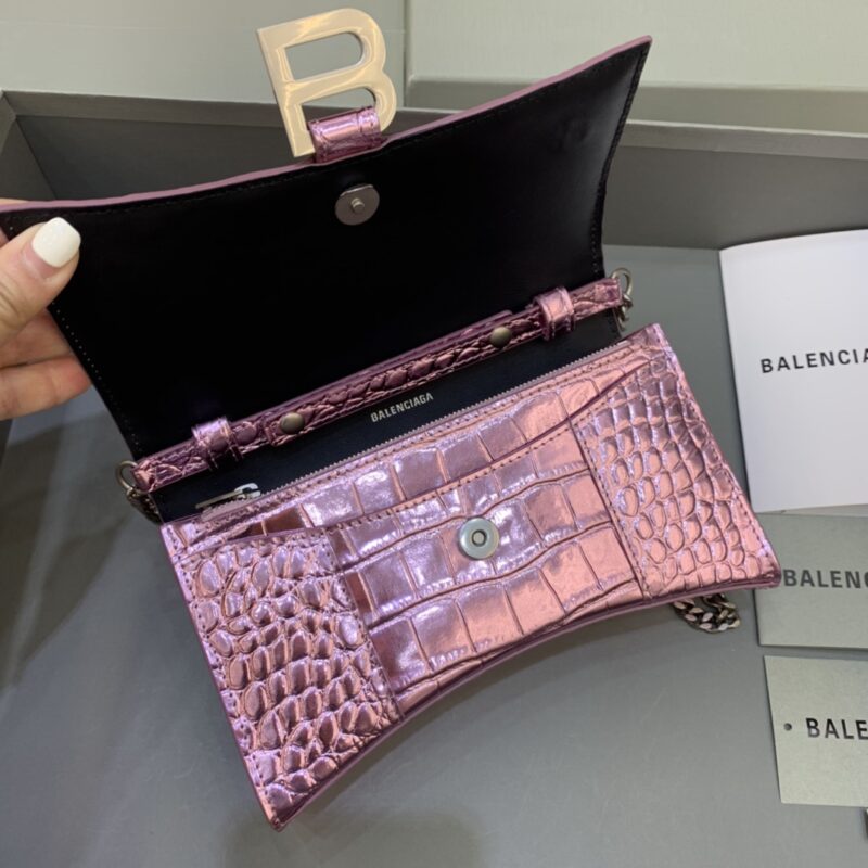 Replica Balenciaga Hourglass On Chain Shine Purple 3 Replica Balenciaga Hourglass On Chain Shine Purple - ultra-realistic fake designer tote