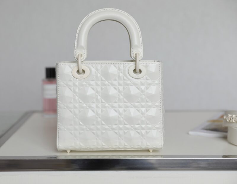 Replica Lady Dior Ultramatte White Grid ABC 8 Replica Lady Dior Ultramatte White Grid ABC - best-selling designer handbag dupe