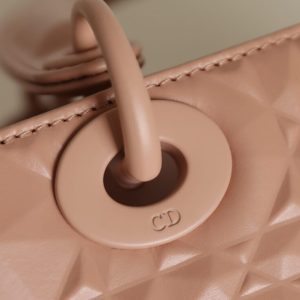 Replica Lady Dior Ultramatte Apricode Grid ABC 5 Replica Lady Dior Ultramatte Apricode Grid ABC - high-quality designer bag clone