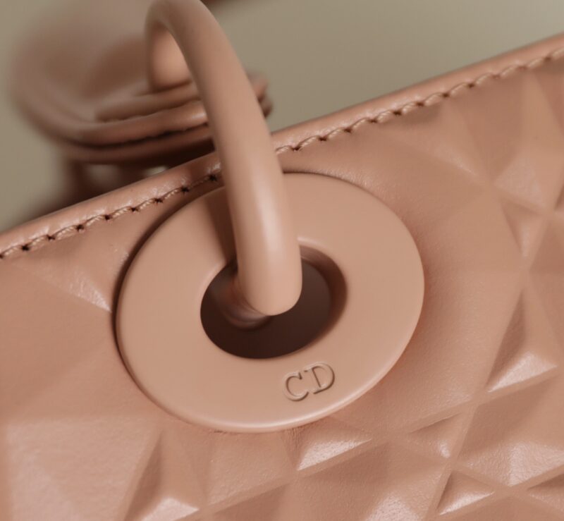 Replica Lady Dior Ultramatte Apricode Grid ABC 5 Replica Lady Dior Ultramatte Apricode Grid ABC - high-quality designer bag clone
