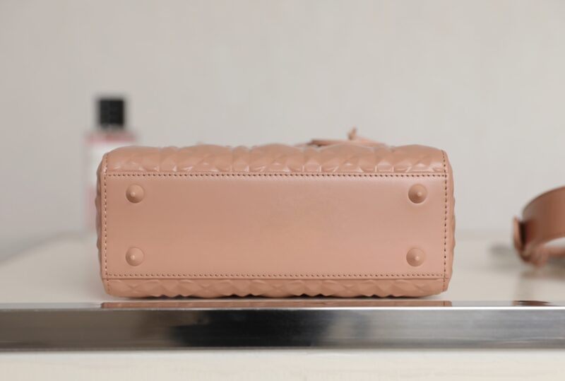 Replica Lady Dior Ultramatte Apricode Grid ABC 3 Replica Lady Dior Ultramatte Apricode Grid ABC - elite superclone designer purse