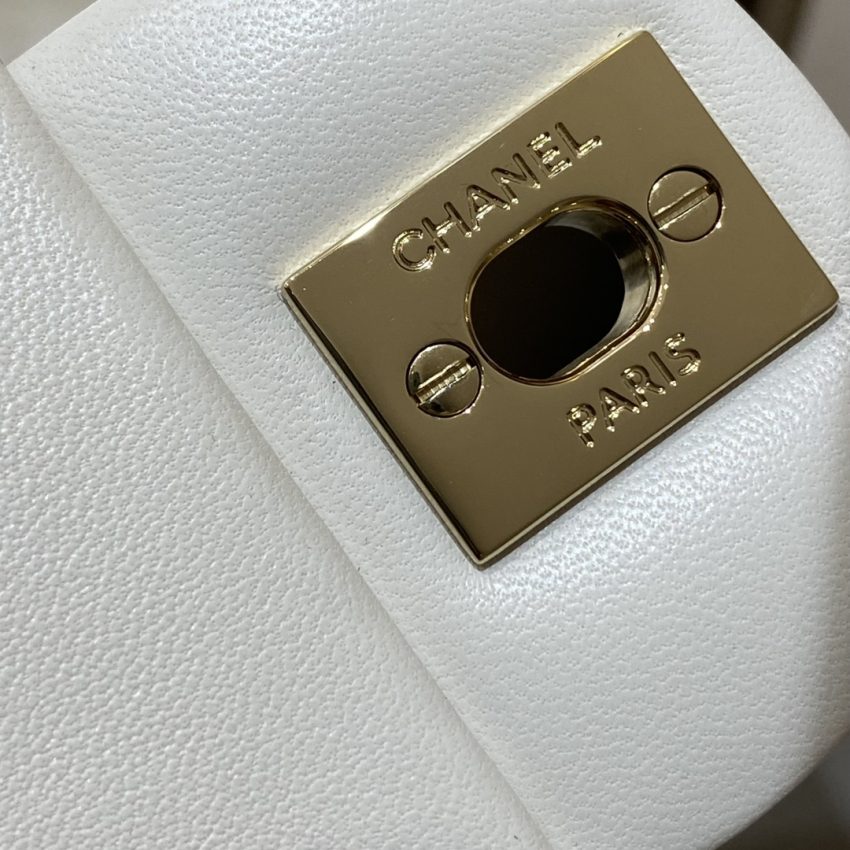 Replica CHANEL CF 20 cm Lion White 3 Replica CHANEL CF 20 cm Lion White - high-end fake designer purse