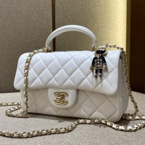 Replica CHANEL CF 20 cm Lion White 1 Replica CHANEL CF 20 cm Lion White - realistic designer-inspired fake bag