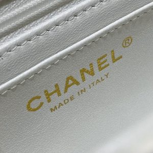 Replica CHANEL CF 20 cm Lion White 8 Replica CHANEL CF 20 cm Lion White - ultra-realistic fake designer tote