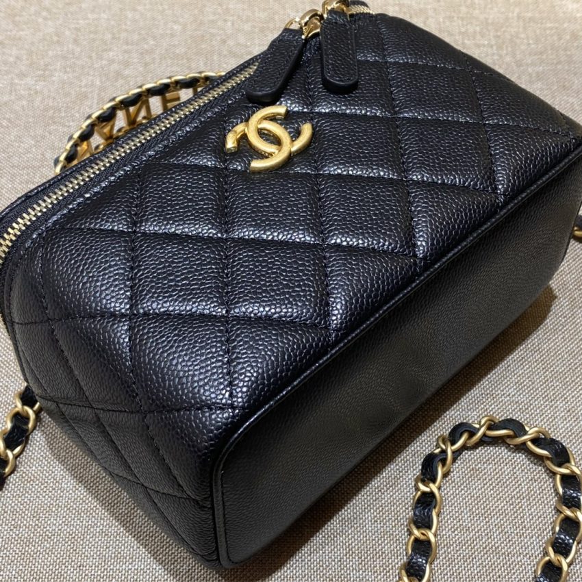 Replica CHANEL 22S Handle Box Bag 6 Replica CHANEL 22S Handle Box Bag - authentic-look luxury purse replica