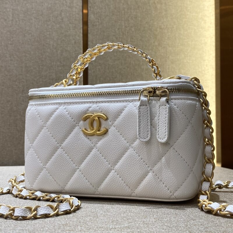 Replica CHANEL 22S Handle Box Bag White 1 Replica CHANEL 22S Handle Box Bag White - high-accuracy replica luxury purse
