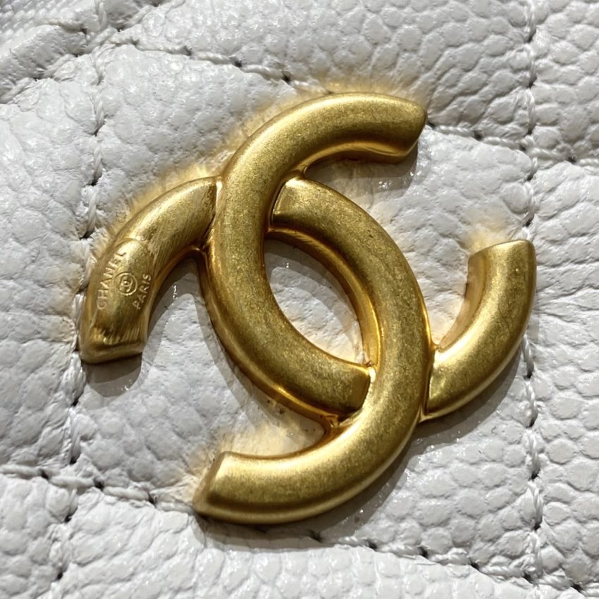 Replica CHANEL 22S Handle Box Bag White 5 Replica CHANEL 22S Handle Box Bag White - elite superclone designer purse