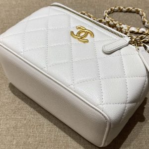 Replica CHANEL 22S Handle Box Bag White 3 Replica CHANEL 22S Handle Box Bag White - ultra-realistic fake designer tote