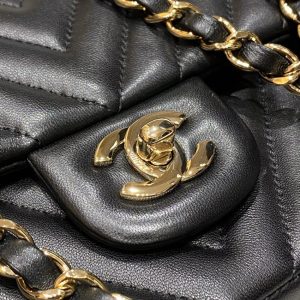 Replica CHANEL Classic Flap 25cm V Black 9 Replica CHANEL Classic Flap 25cm V Black - premium 1:1 fake handbag model