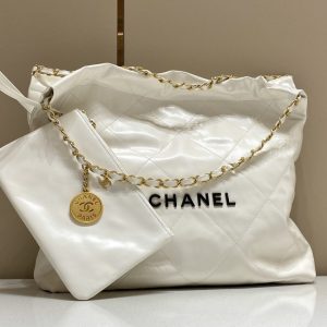 Replica CHANEL 22 Medium Handbag White 3 Replica CHANEL 22 Medium Handbag White - near-authentic luxury replica handbag