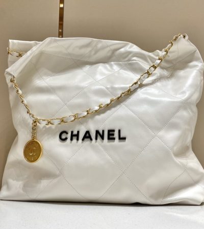 Replica CHANEL 22 Small Handbag White - high-quality designer bag clone