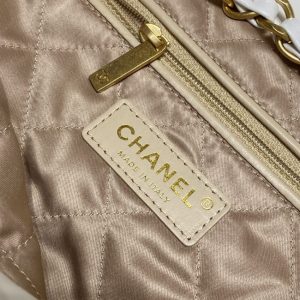 Replica CHANEL 22 Small Handbag White 5 Replica CHANEL 22 Small Handbag White - best-selling designer handbag dupe