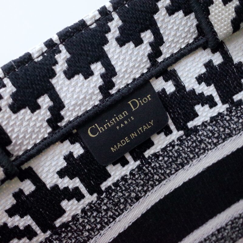 Replica Dior Tote Book Houndstooth 2 Replica Dior Tote Book Houndstooth - authentic-look luxury purse replica