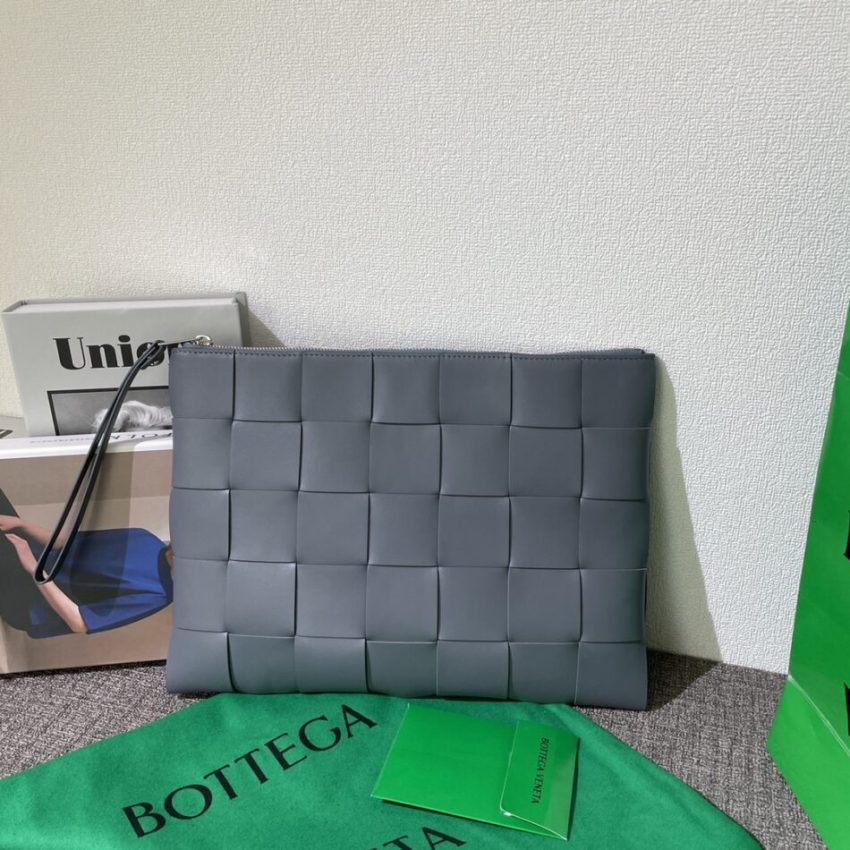 Replica Bottega Veneta Cassette Clutch 6 Replica Bottega Veneta Cassette Clutch - premium-grade designer purse dupe