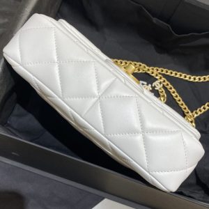 Replica CHANEL 22P Enamel Bag White - ultra-realistic fake designer tote