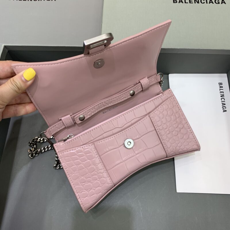 Replica Balenciaga Hourglass On Chain Pink 8 Replica Balenciaga Hourglass On Chain Pink - near-authentic luxury replica handbag