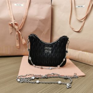 Replica Miu Miu Matelassé Crystal Black 1 Replica Miu Miu Matelassé Crystal Black - premium-grade designer purse dupe