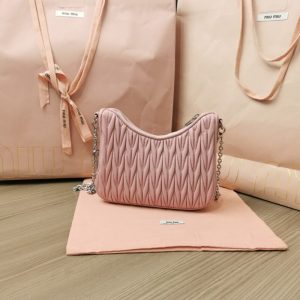 Replica Miu Miu Matelassé Crystal Pink 3 Replica Miu Miu Matelassé Crystal Pink - near-authentic luxury replica handbag