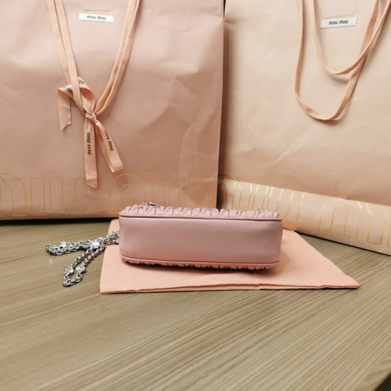 Replica Miu Miu Matelassé Crystal Pink 5 Replica Miu Miu Matelassé Crystal Pink - top-tier luxury replica shoulder bag