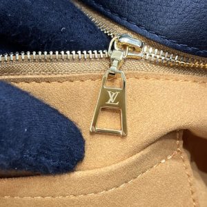 Replica Louis Vuitton On My Side Black All 4 Replica Louis Vuitton On My Side Black All - authentic-look luxury purse replica