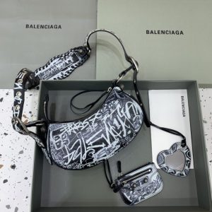 Replica Balenciaga Le Cagole Graffiti Black 3 Replica Balenciaga Le Cagole Graffiti Black - ultra-realistic fake designer tote