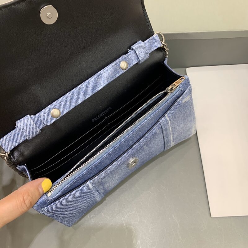 Replica Balenciaga Hourglass On Chain Denim 2 Replica Balenciaga Hourglass On Chain Denim - ultra-realistic fake designer tote