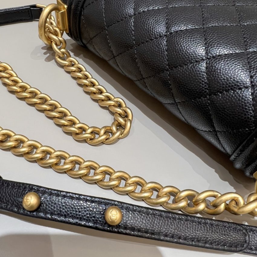Replica CHANEL Le Boy Semi Circular 4 Replica CHANEL Le Boy Semi Circular - near-authentic luxury replica handbag