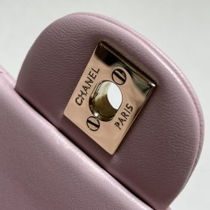 Replica CHANEL CF 20 cm Lion Pink 4 Replica CHANEL CF 20 cm Lion Pink - high-quality designer bag clone