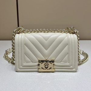 Replica CHANEL Le Boy Small Ivory 1 Replica CHANEL Le Boy Small Ivory - 1:1 designer replica handbag
