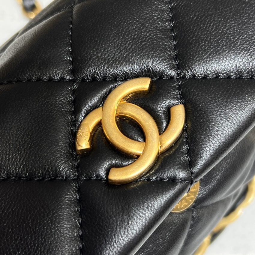 Replica CHANEL Hobo Bag Black 2 Replica CHANEL Hobo Bag Black - high-accuracy replica luxury purse