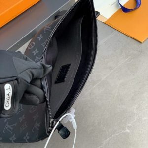 Replica Louis Vuitton To Go Pochette Black 10 Replica Louis Vuitton To Go Pochette Black - top-tier luxury replica shoulder bag