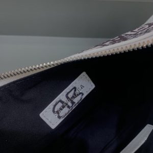 Replica Balenciaga Le Cagole Graffiti White 6 Replica Balenciaga Le Cagole Graffiti White - high-accuracy replica luxury purse