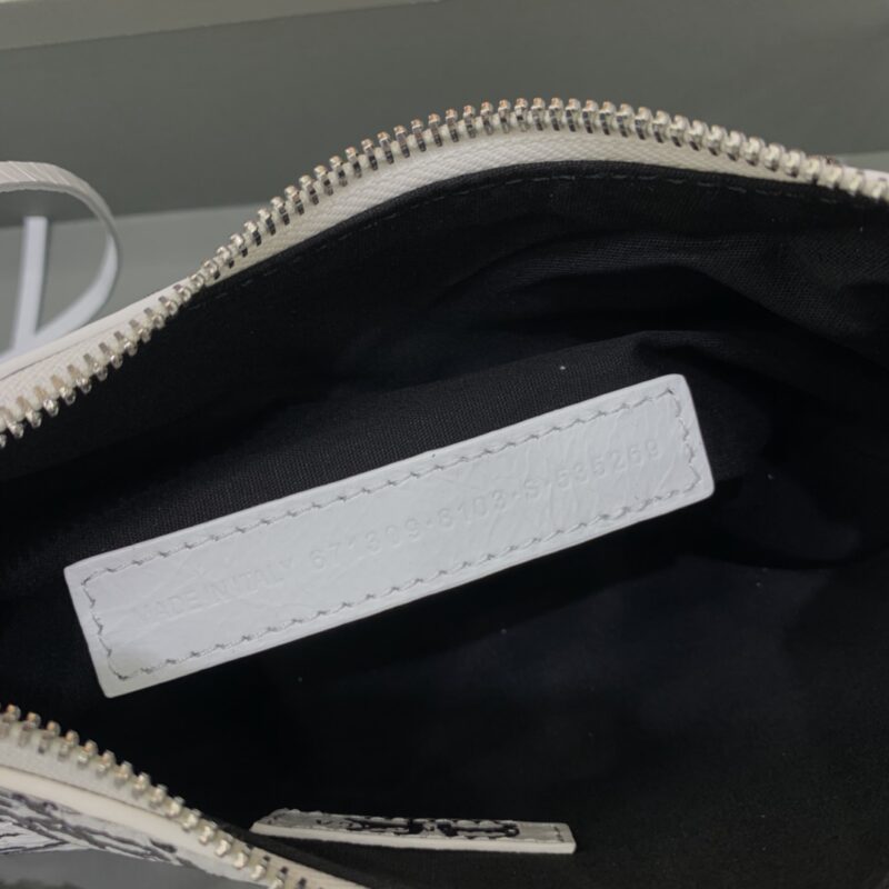 Replica Balenciaga Le Cagole Graffiti White 7 Replica Balenciaga Le Cagole Graffiti White - top-tier luxury replica shoulder bag