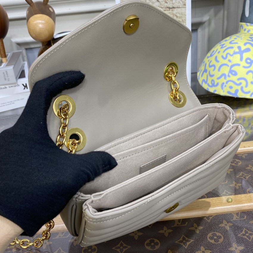 Replica Louis Vuitton New Wave Beige 6 Replica Louis Vuitton New Wave Beige - best-selling designer handbag dupe