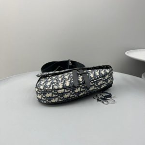 Replica Dior Saddle Bag Oblique 6 Replica Dior Saddle Bag Oblique - realistic designer-inspired fake bag