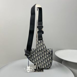 Replica Dior Saddle Bag Oblique 9 Replica Dior Saddle Bag Oblique - high-end fake designer purse